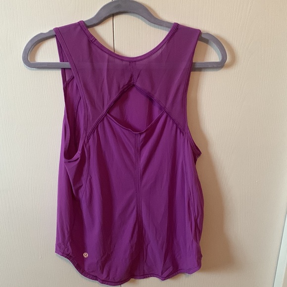 Size 4 Lululemon purple sculpt tank - Picture 2 of 2